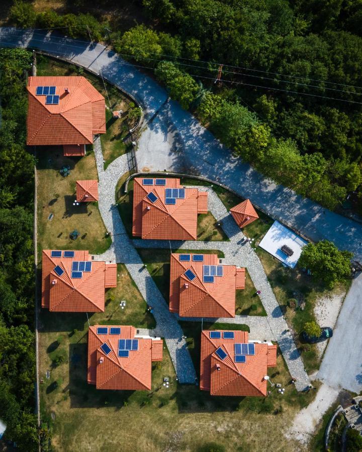 Karyon Apartments Kariófiton Exteriör bild